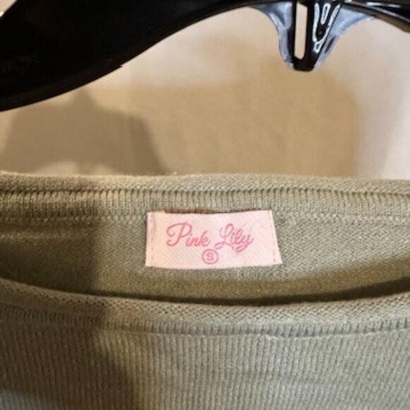 Pink Lily Sage Green Knit Sweater with Pocket – Size S (Runs Large) - Picture 3 of 3